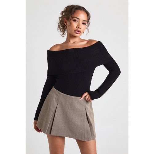 Rib Knit Extreme Bardot Jumper - boohoo - Modalova