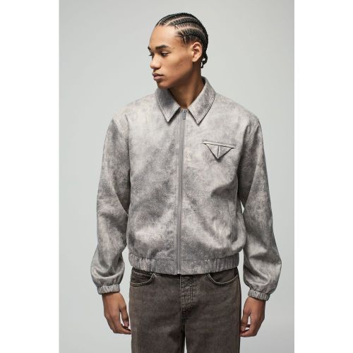 Chaqueta Harrington Recta De Ante Sintético Efecto Desteñido - boohoo - Modalova