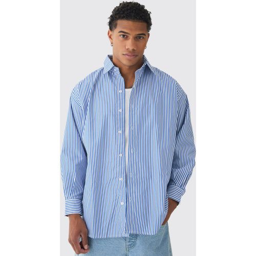 Camicia oversize a maniche lunghe a righe blu - boohoo - Modalova