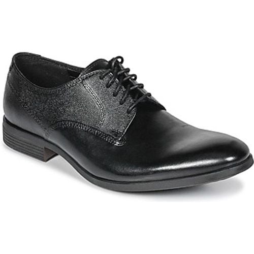 GILMORE men's Casual Shoes in - Clarks - Modalova