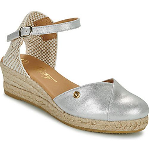 INONO women's Espadrilles / Casual Shoes in - Betty London - Modalova