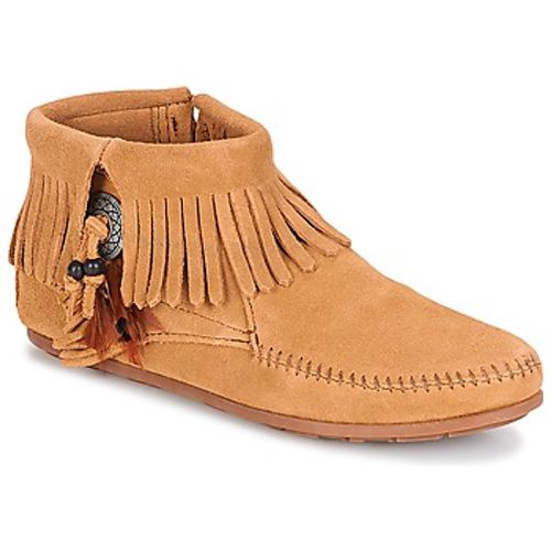 CONCHO FEATHER SIDE ZIP BOOT women's Mid Boots in - minnetonka - Modalova