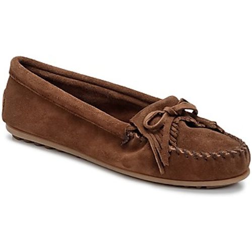 KILTY women's Loafers / Casual Shoes in - minnetonka - Modalova