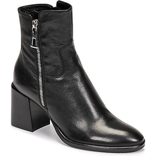 OLINSKA women's Low Ankle Boots in - Maison Minelli - Modalova