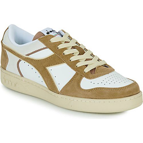 MAGIC BASKET LOW SUEDE LEATHER women's Shoes (Trainers) in - Diadora - Modalova