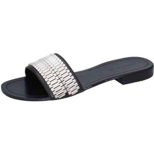 BC492 women's Sandals in - Kendall + Kylie - Modalova