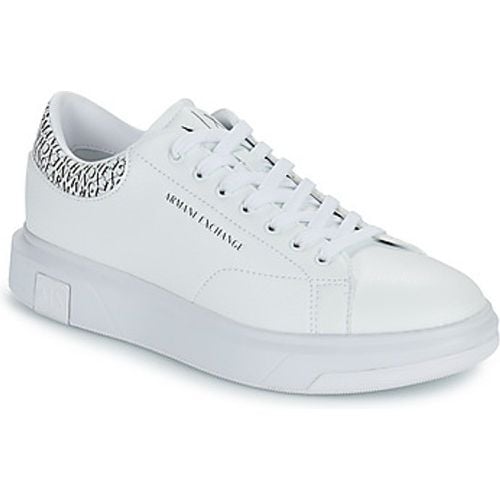 XUX123 men's Shoes (Trainers) in - Armani Exchange - Modalova