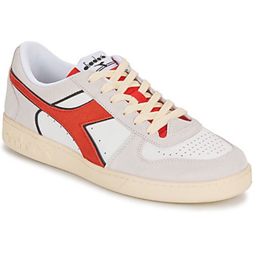 MAGIC B LOW SUE women's Shoes (Trainers) in - Diadora - Modalova