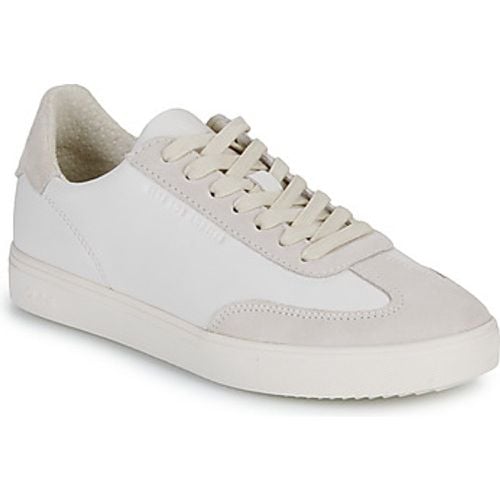 DEANE men's Shoes (Trainers) in - Clae - Modalova