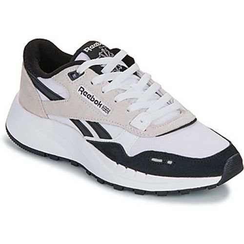 CLASSIC LEATHER 2400 women's Shoes (Trainers) in - Reebok Classic - Modalova