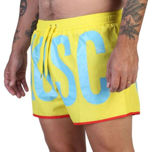 Shorts A4210-9301 A1021 Yellow - Moschino - Modalova