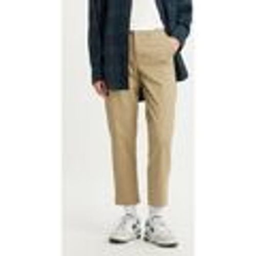 Pantaloni A4673 0004 - ESSENTIAL CHINO UNBASIC-KHAKI TWILL - Levis - Modalova