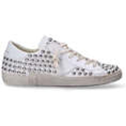 Sneakers basse sneaker Paris bianca con borchie - Philippe Model - Modalova