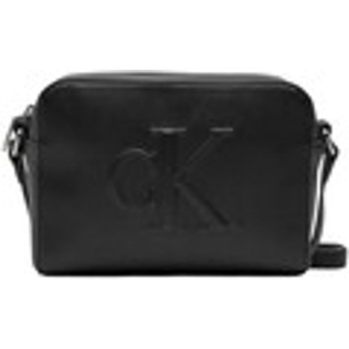 Borsa SCULPTED CAMERA BAG DEBOSS K60K612726 - Calvin Klein Jeans - Modalova