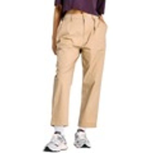 Pantaloni BOYLSTON TWILL TAPERED PANT - New Balance - Modalova