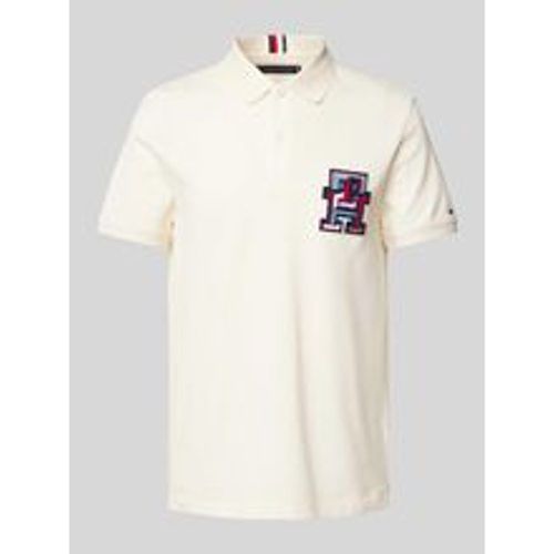 Regular Fit Poloshirt mit Label-Badge - Tommy Hilfiger - Modalova