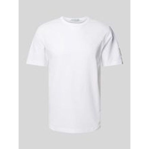 T-Shirt mit Label-Badge - Calvin Klein - Modalova