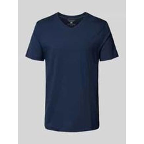 T-Shirt mit V-Ausschnitt - christian berg - Modalova