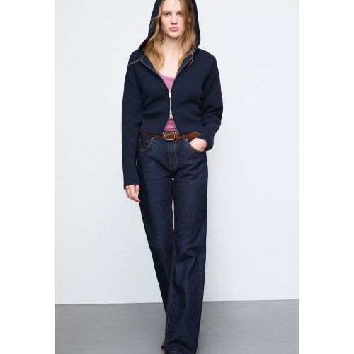 Jeans D68 bootcut avec ceinture DENIM OVERDYED DÉLAVÉ 32 - Stradivarius - Modalova