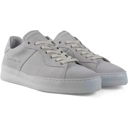 Niedrige Plain Court Wildleder Weiße Sneakers , Herren, Größe: 42 EU - Filling Pieces - Modalova