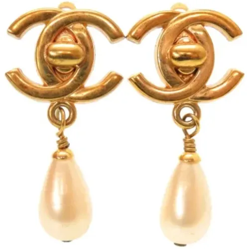 Goldene Metall Chanel Ohrringe - Chanel Vintage - Modalova