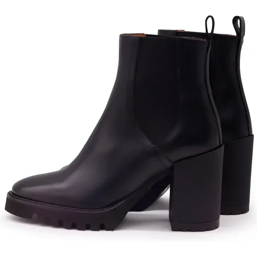Leather Slip-On Boots with Pointed Toe and Heel , female, Sizes: 8 UK, 7 UK, 3 UK - Bervicato - Modalova