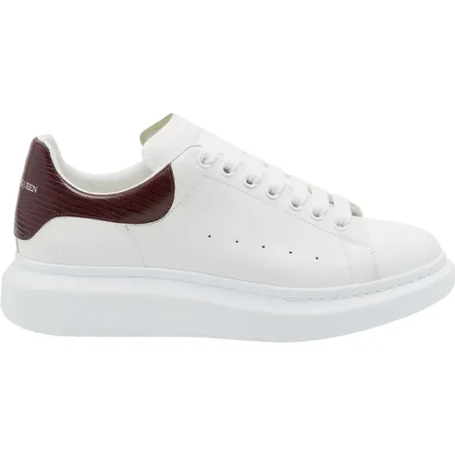 Sneakers with Stamped Lizard Print , male, Sizes: 9 UK, 6 UK, 10 UK, 5 UK, 8 UK - alexander mcqueen - Modalova