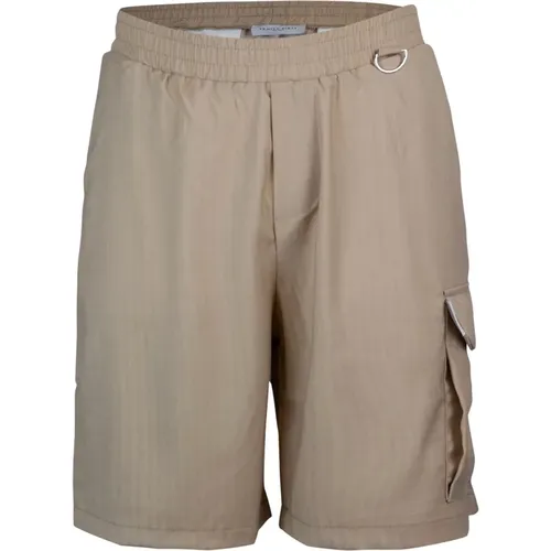 High-Waist Bermuda Shorts , male, Sizes: XL, L, M - Family First - Modalova