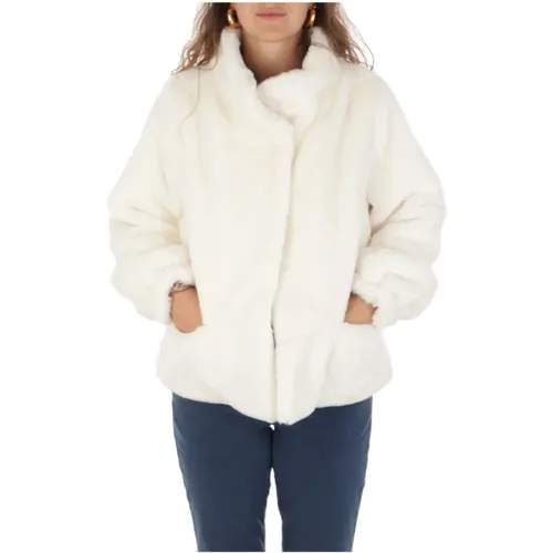 Short Faux Fur Jacket , female, Sizes: S - Nenette - Modalova