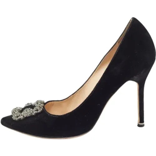 Pre-owned Velvet heels , female, Sizes: 7 UK - Manolo Blahnik Pre-owned - Modalova