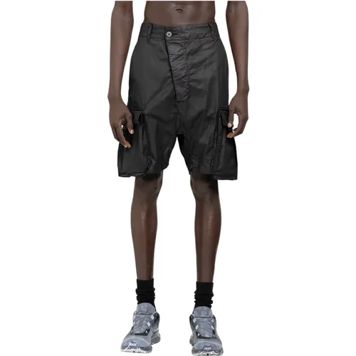 Cargo Shorts with Signature Lace Detail , male, Sizes: L - Boris Bidjan Saberi - Modalova