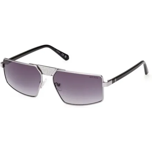Shiny Gunmetal Sunglasses with Gradient Smoke Lenses , male, Sizes: 60 MM - Guess - Modalova