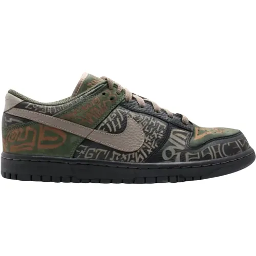 Limited Edition Dunk Low Doernbecher , male, Sizes: 6 1/2 UK - Nike - Modalova