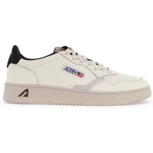 Perforierte Leder Low-Top Sneakers , Herren, Größe: 44 EU - Autry - Modalova