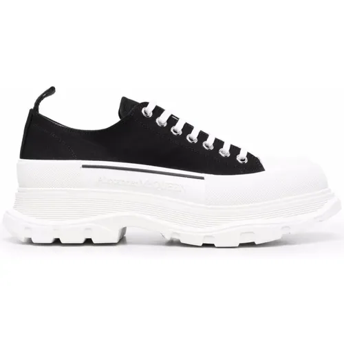 Tread Slick Lace Up Sneakers , male, Sizes: 5 UK - alexander mcqueen - Modalova