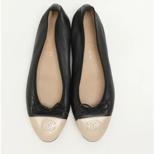 Pre-owned Leather flats , female, Sizes: 7 1/2 UK - Chanel Vintage - Modalova