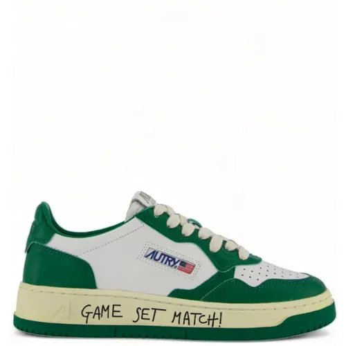 Medalist Game Set Sneakers White Green , male, Sizes: 5 UK, 10 UK, 9 UK, 11 UK, 7 UK, 6 UK, 8 UK - Autry - Modalova