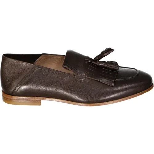 Leather Loafers with Fringe Detail , male, Sizes: 5 UK - Salvatore Ferragamo - Modalova