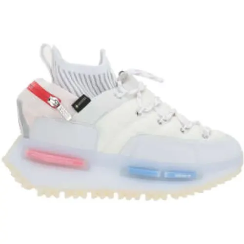 Low-Top Sneakers with Gore-Tex and Textured Rubber , female, Sizes: 6 1/3 UK, 5 UK - Moncler - Modalova