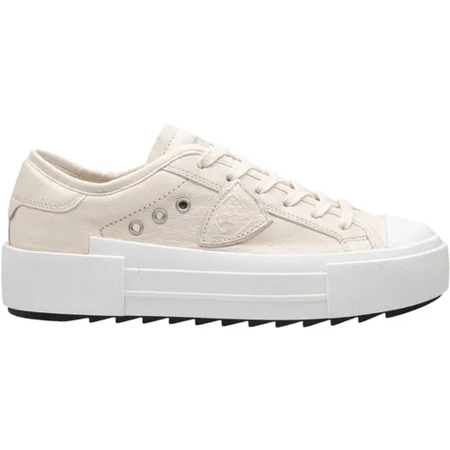 Milk Low Sneakers with Silver Details , female, Sizes: 5 UK, 4 UK, 3 UK, 6 UK - Philippe Model - Modalova