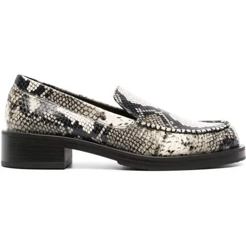 Grayson Loafer , female, Sizes: 6 1/2 UK, 5 1/2 UK, 3 1/2 UK - Stuart Weitzman - Modalova