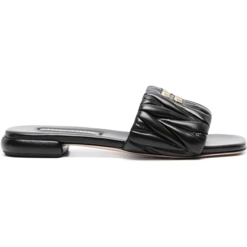 Leather Matelassé Slip-On Sandals , female, Sizes: 6 UK, 7 UK - Miu Miu - Modalova