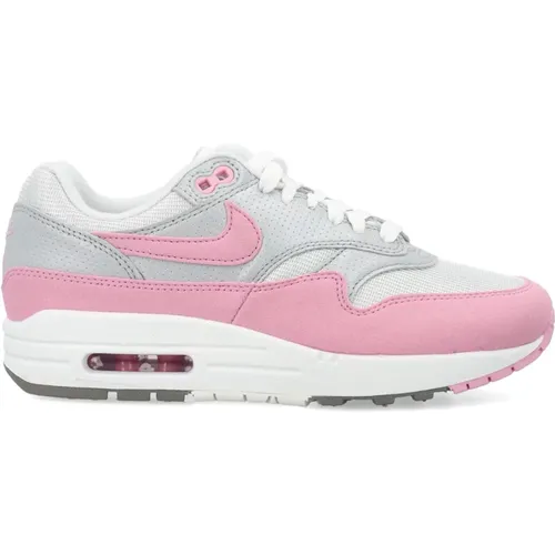 Metallic Pink Air Max 1 Sneakers , female, Sizes: 3 UK, 3 1/2 UK, 4 UK, 5 UK, 5 1/2 UK, 4 1/2 UK, 6 UK, 2 1/2 UK - Nike - Modalova