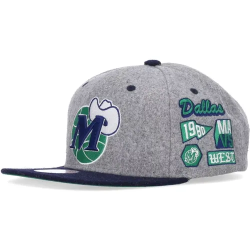 Dallas Mavericks Snapback Cap Grey , male, Sizes: ONE SIZE - Mitchell & Ness - Modalova