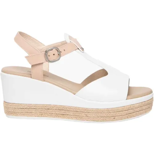 White Leather Sandals Stylish Design , female, Sizes: 6 UK, 5 UK, 7 UK, 4 UK, 3 UK - Nerogiardini - Modalova