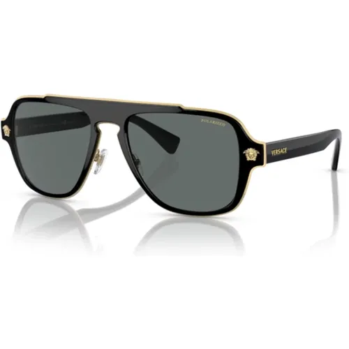 Bold Sunglasses with UV Protection , male, Sizes: 56 MM - Versace - Modalova