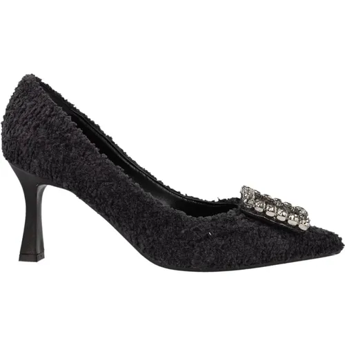 Nero Bouclé Pumps , female, Sizes: 3 UK, 5 UK, 5 1/2 UK, 6 UK, 4 UK, 7 UK - Roberto Festa - Modalova