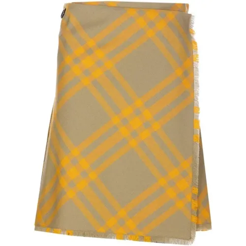 Checkered Pleated Skirt , female, Sizes: L, M, S - Burberry - Modalova