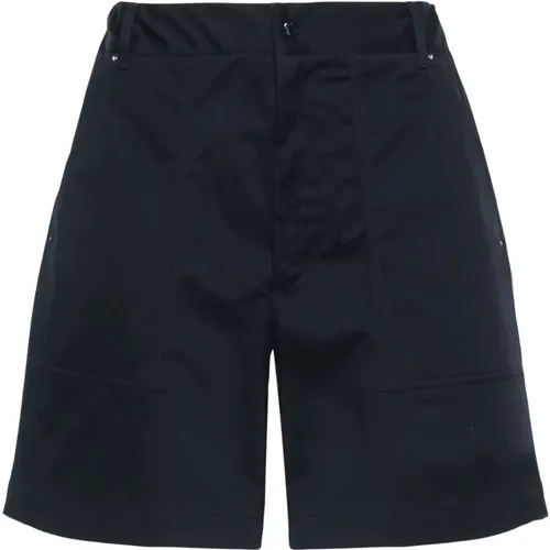 Logo-Patch Shorts , male, Sizes: S, M - Moncler - Modalova