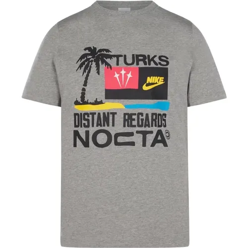 Limitierte Auflage Souvenir Kaktus T-shirt Grau , Herren, Größe: 2XL - Nike - Modalova